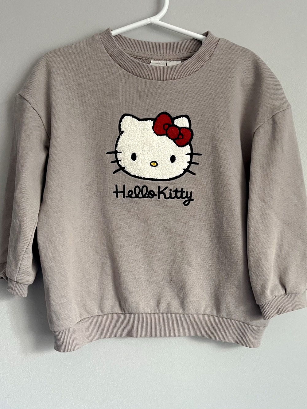 H&M x Hello Kitty lightweight crewneck - girls size 4T